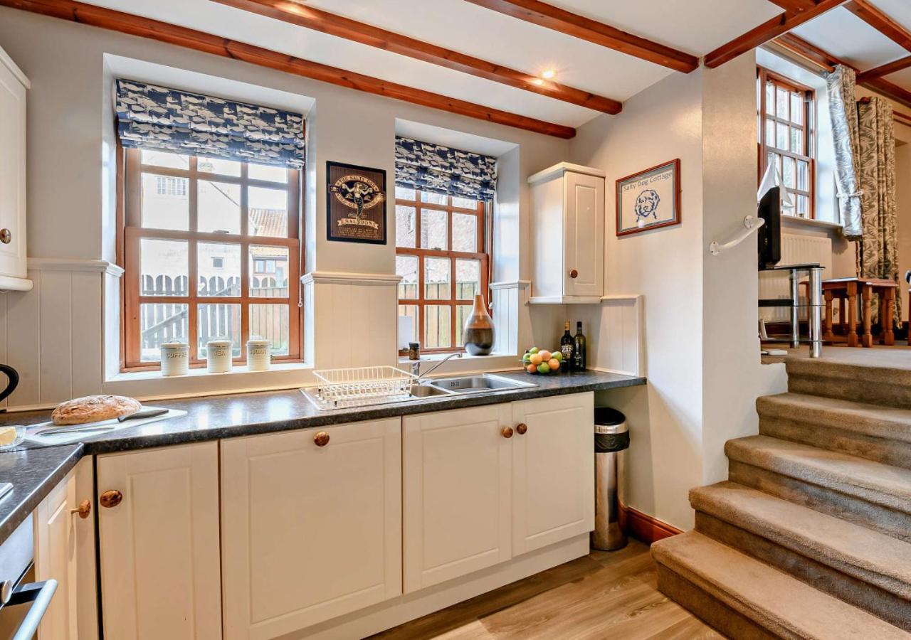 Salty Dog Cottage Whitby Exterior photo